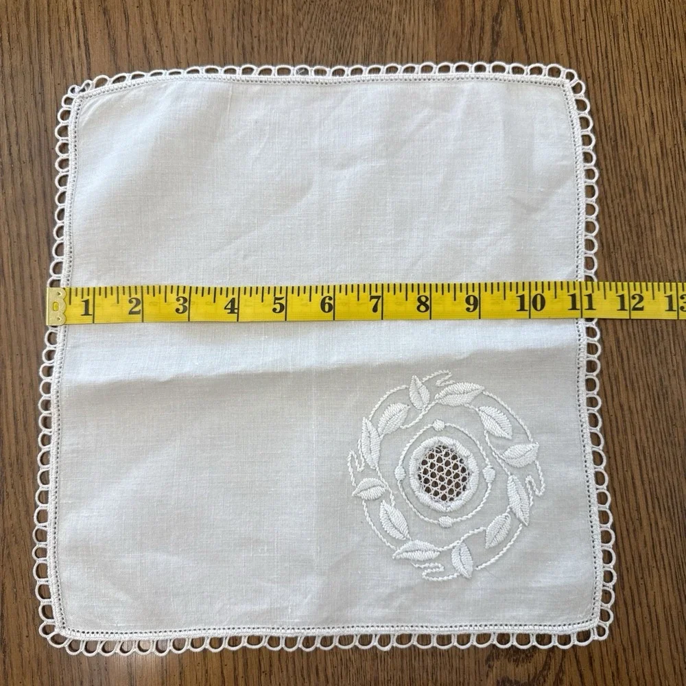 Vtg Linen Tablecloth Square 51